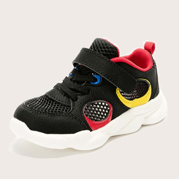 

Boys Mesh Panel Sneakers, Black