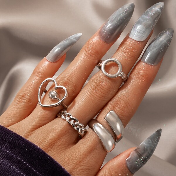 

4pcs Heart Decor Ring, Silver