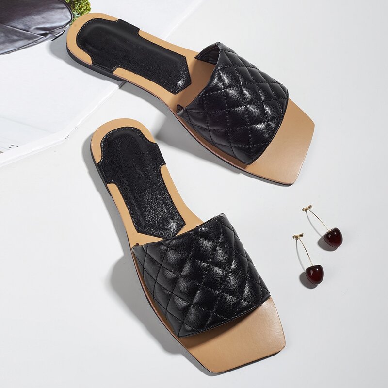

Quilted Wide Band Slide Sandals, Black