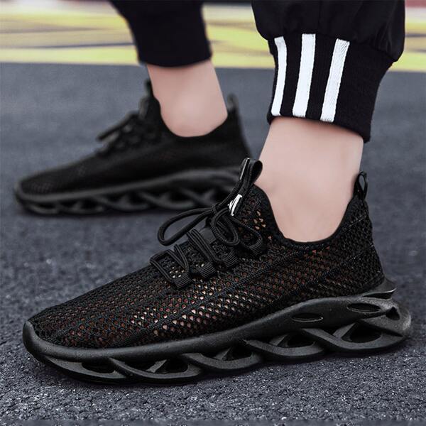 

Men Lace Up Decor Knit Chunky Sneakers, Black