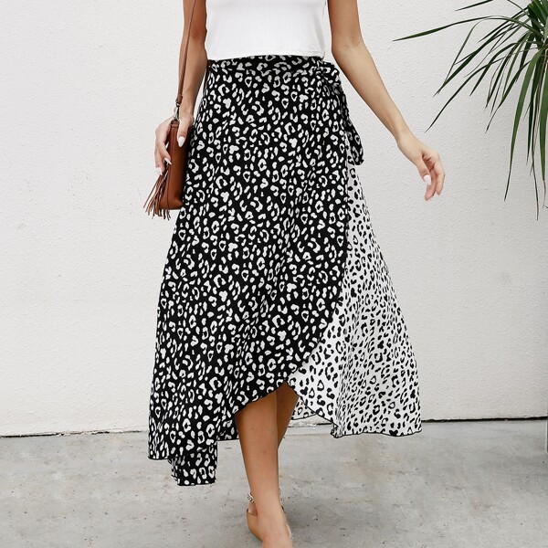 

Spliced Allover Print Wrap Skirt, Black and white