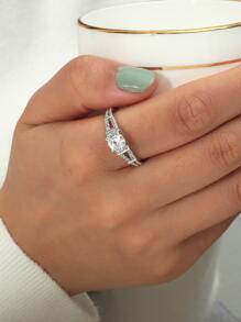 1入組時尚方晶鋯石裝飾戒指適合女士適合情人節禮品適合派對宴會婚禮 - 銀色 - 查看 3