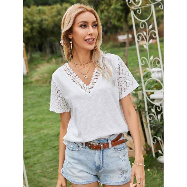 

Lace Insert V Neck Tee, White
