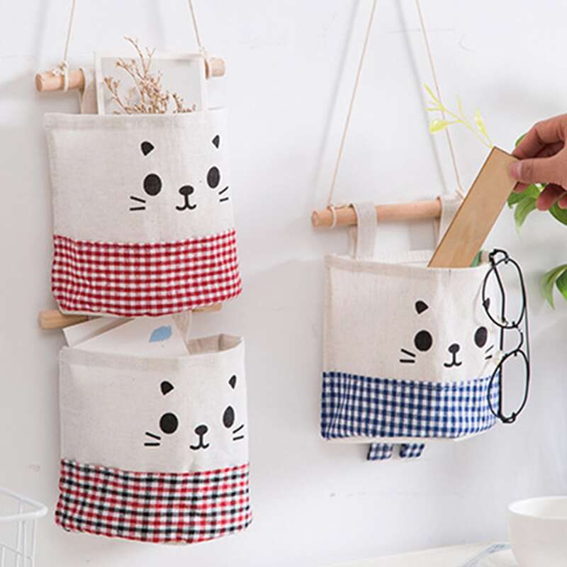 

1pc Random Cartoon Plaid Hanging Storage Bag, Multicolor