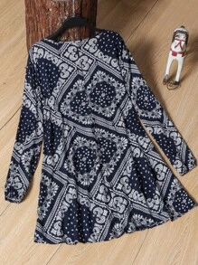 SHEIN LUNE 大碼繫帶領絲巾圖案長襯衫 - 藍白色 - 查看 2