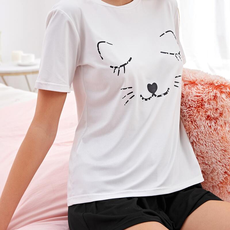 

Cartoon Graphic Pajama Set, Black and white