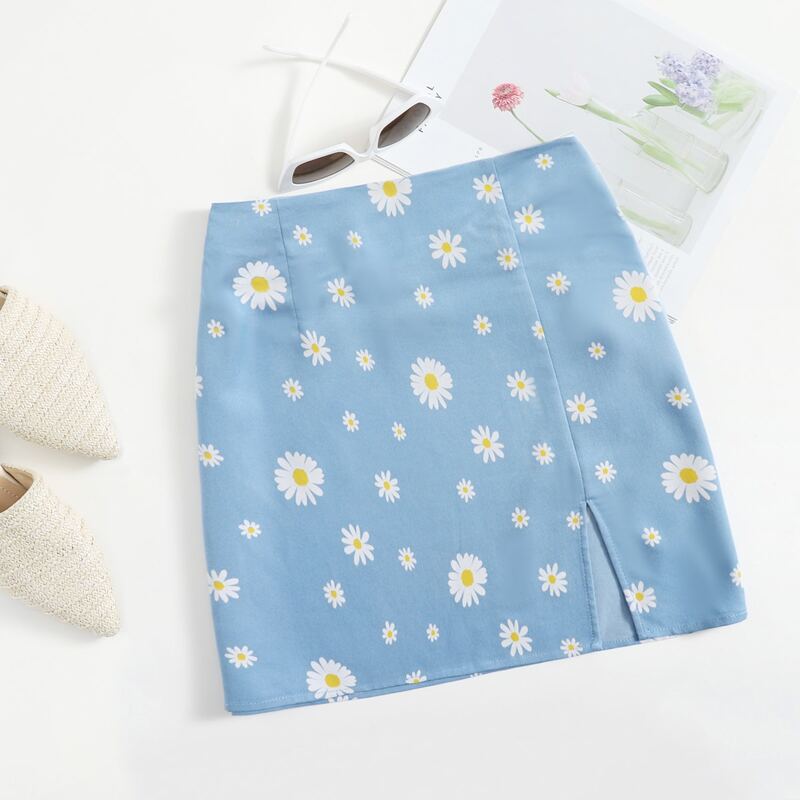 

Daisy Floral Slit Hem Skirt, Baby blue