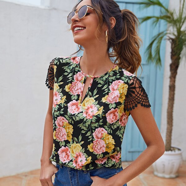 

Keyhole Neck Guipure Lace Sleeve Floral Top, Multicolor