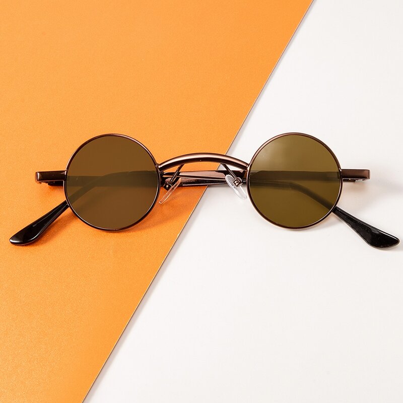 

Round Frame Sunglasses