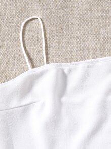 SHEIN EZwear 素色短版吊帶上衣和格紋半身裙套裝 - 黑與白 - 查看 4