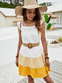 Vestido smock bajo con fruncido con costura