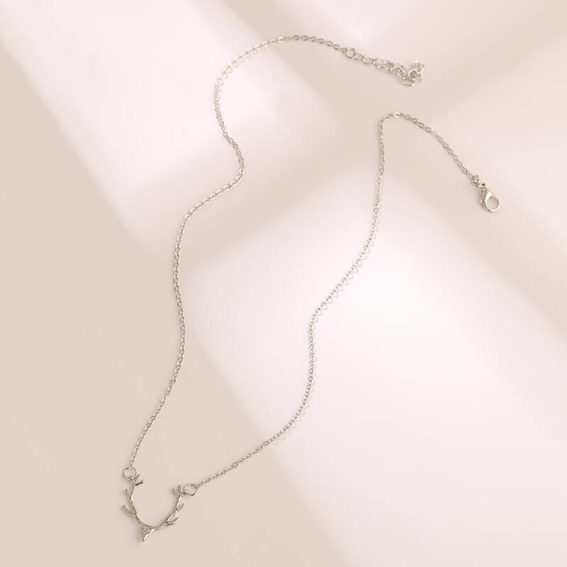 

Antlers Pendant Necklace, Silver