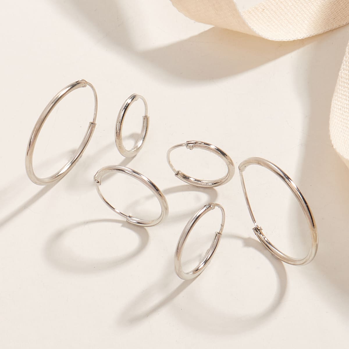 

3pairs Simple Hoop Earrings, Silver