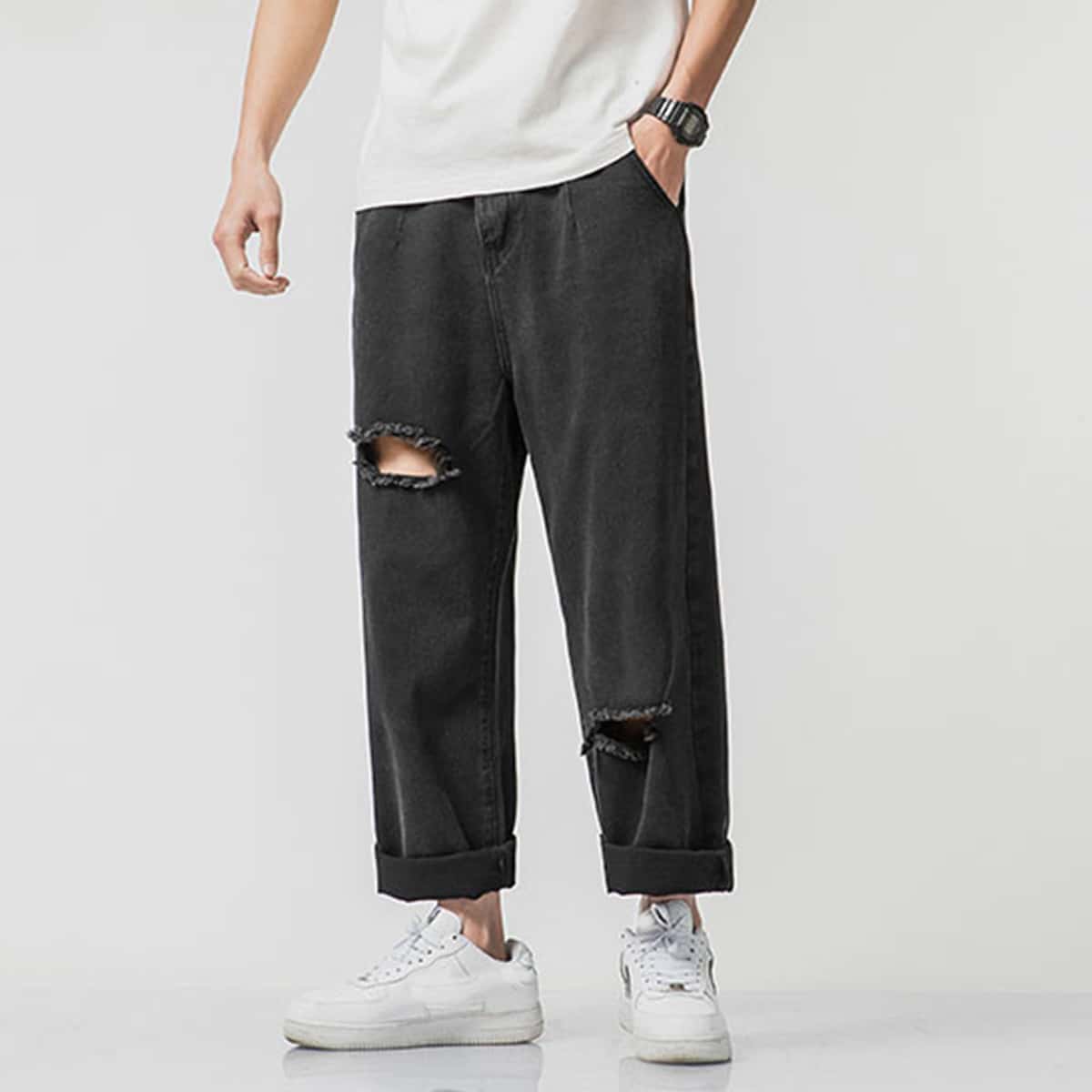 

Guys Ripped Solid Oversized Jeans, Black