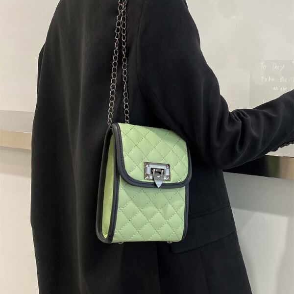 

Contrast Binding Chain Shoulder Bag, Green