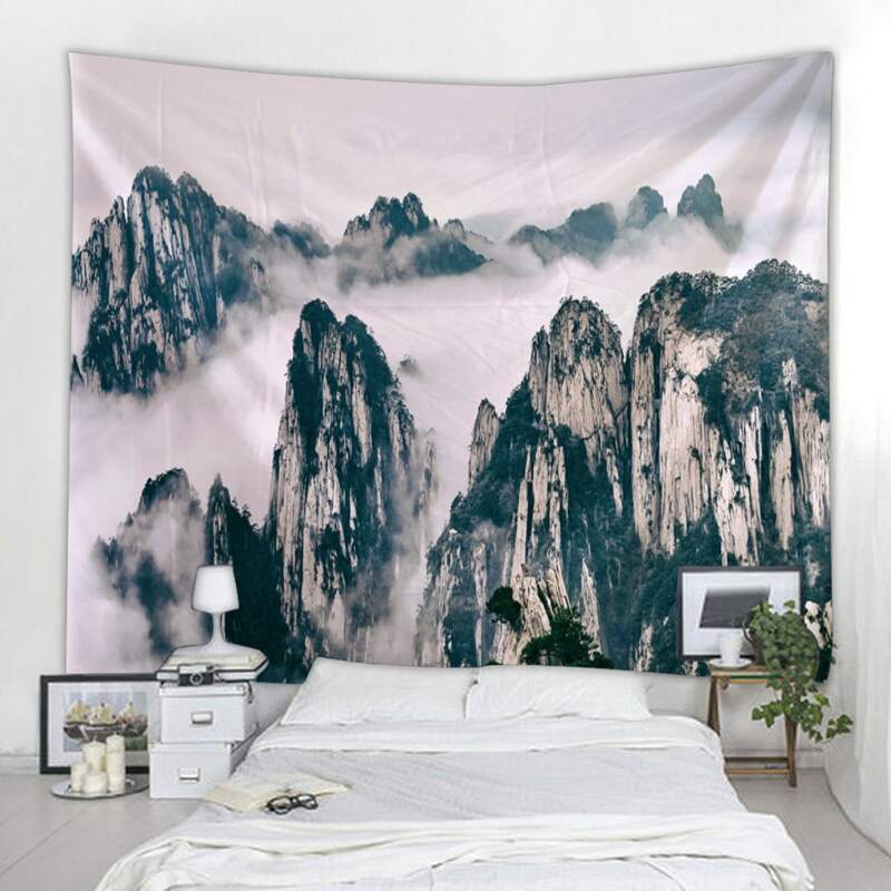 

Mountain Print Tapestry, Multicolor