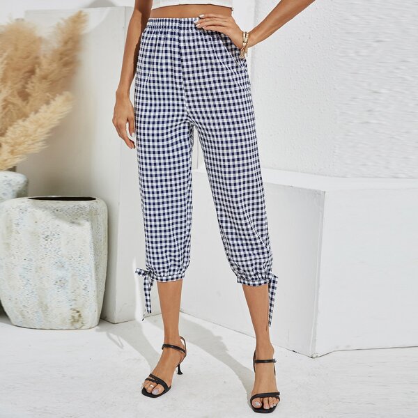 

Gingham Knot Hem Capris Pants, Blue and white