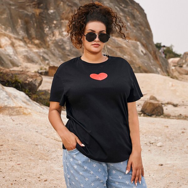 

Plus Heart Print Drop Shoulder Tee, Black
