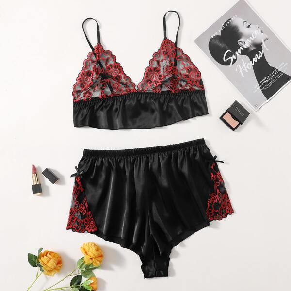

Plus Contrast Lace Satin Lingerie Set, Black
