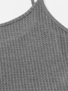 SHEIN 大碼華夫格針織吊帶上衣和結飾短褲套裝 - 深灰色 - 查看 4