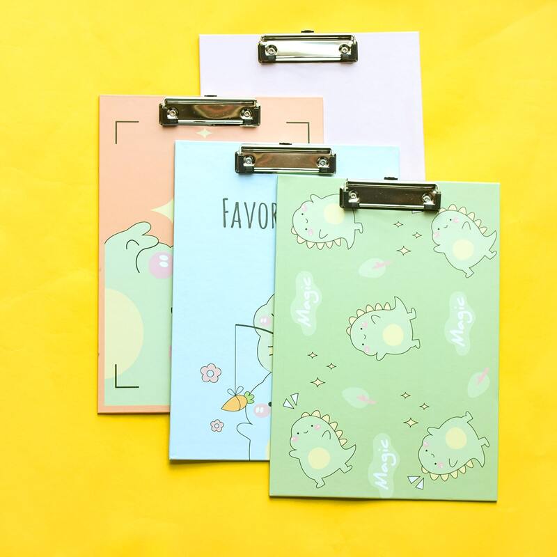 

1pc Cartoon Dinosaur Print Random Clipboard, Multicolor