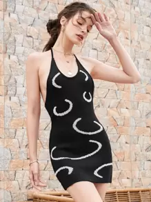 Halterneck Backless Graphic Pattern Jumper Dress - Black - View 1