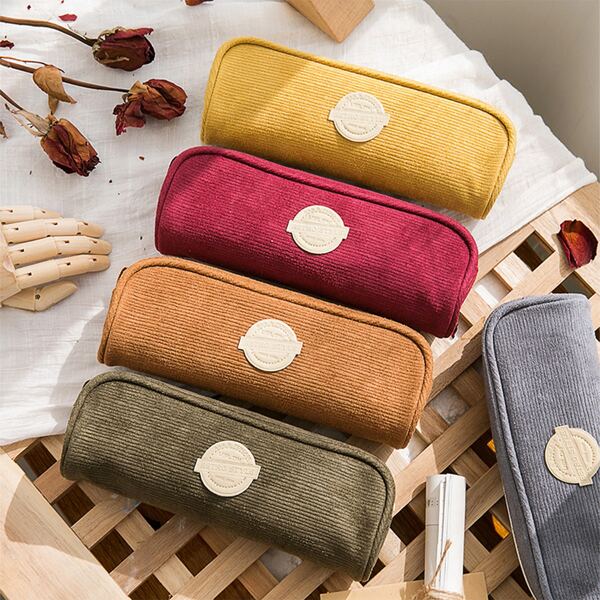 

1pc Random Vintage Pencil Bag, Multicolor