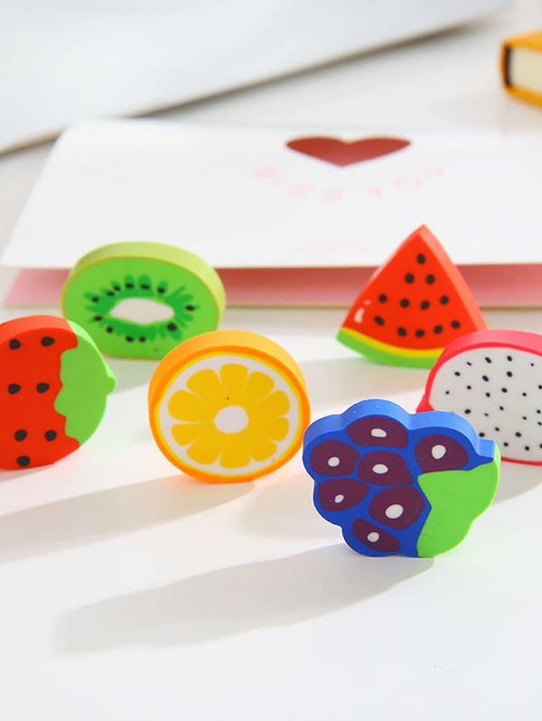 2pcs Fruit Shaped Random Eraser