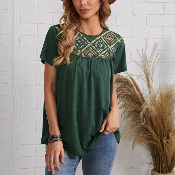 

Embroidery Detail Top, Dark green