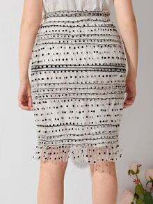 SHEIN 女孩打褶腰抽褶細節提花網紗半身裙 - 黑與白 - 查看 2