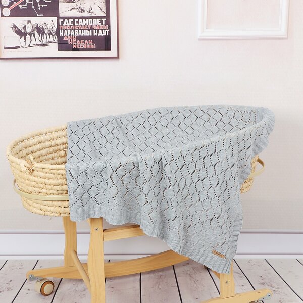 

Baby Letter Graphic Blanket, Grey