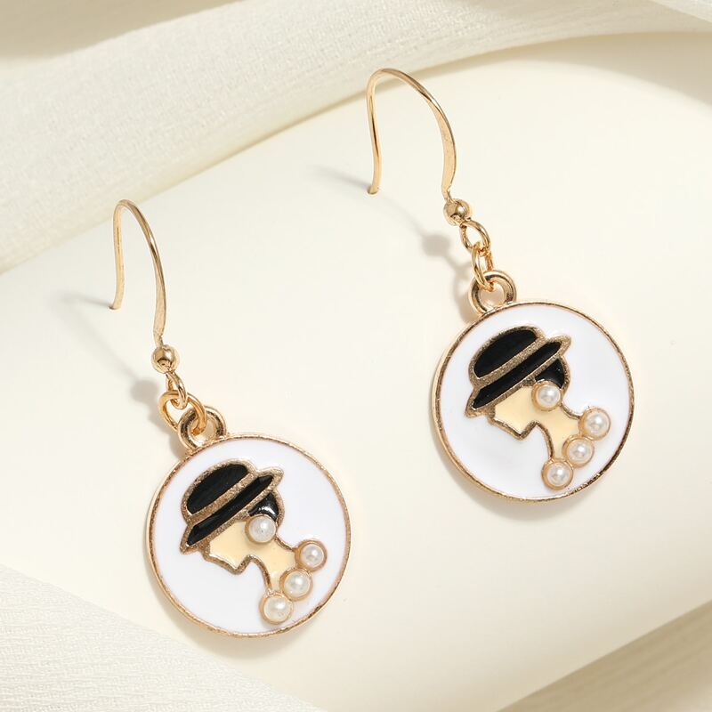 

Figure Faux Pearl Drop Earrings, Gold