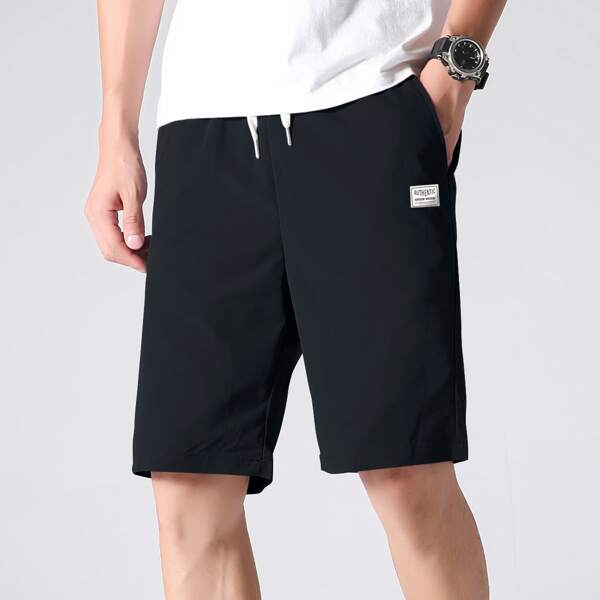 

Men Letter Graphic Drawstring Shorts, Black