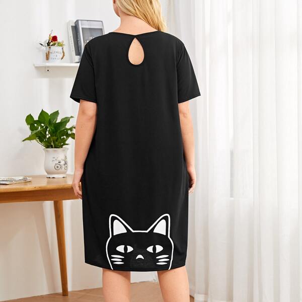 

Plus Cartoon Graphic Keyhole Back Nightdress, Black