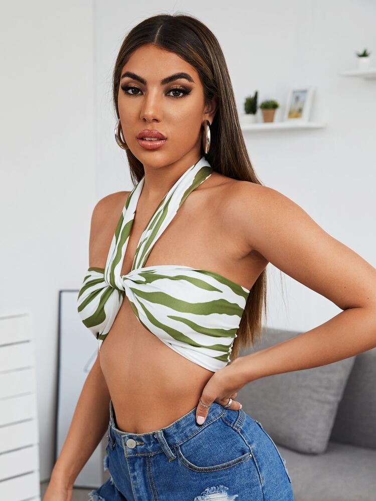 SHEIN BAE Zebra Striped Twist Front Crop Halter Top - Multicolor - View 3