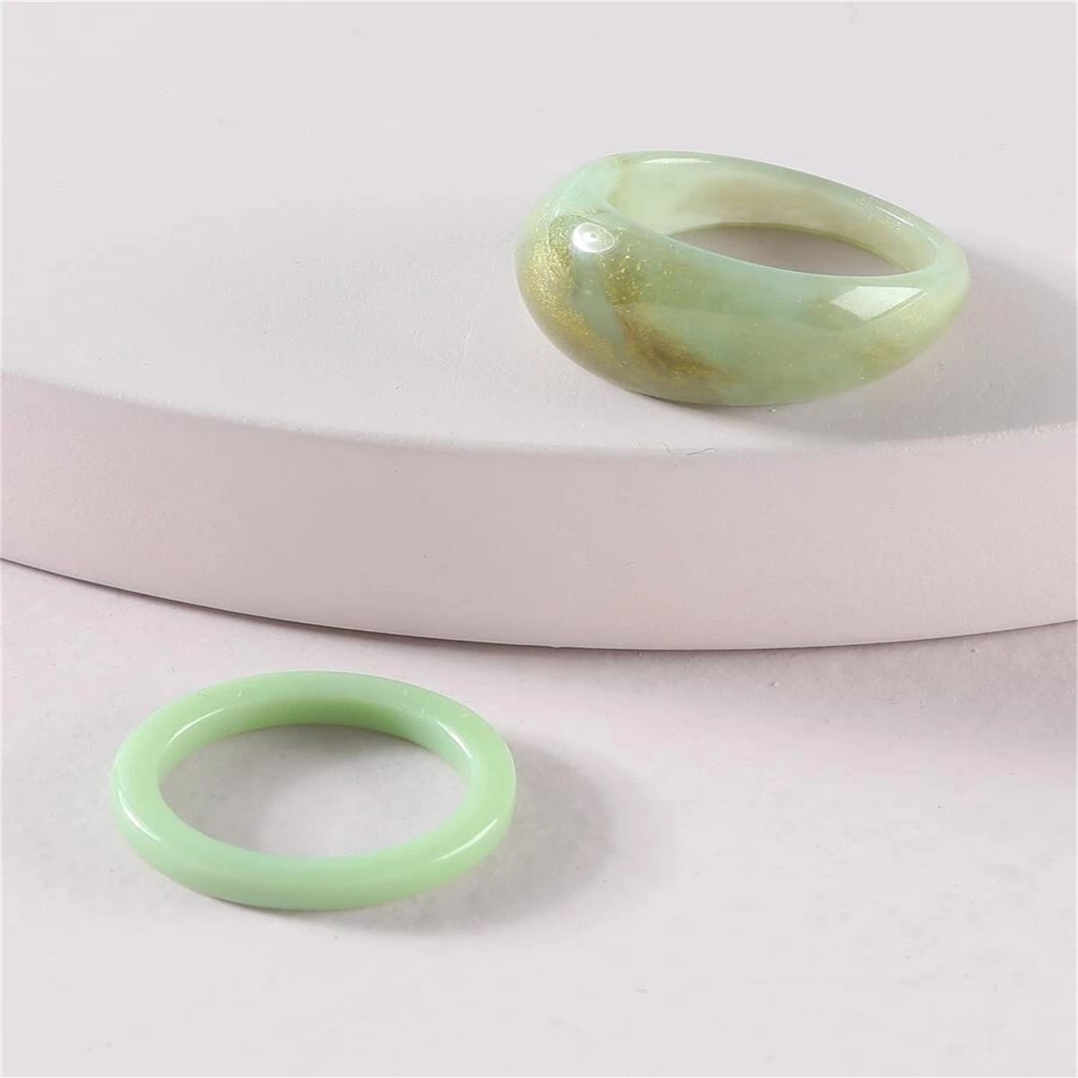 

2pcs Resin Ring, Green