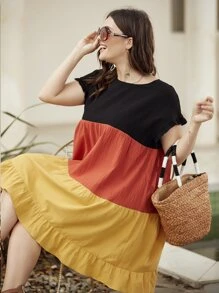 Vestido smock bajo con fruncido con costura