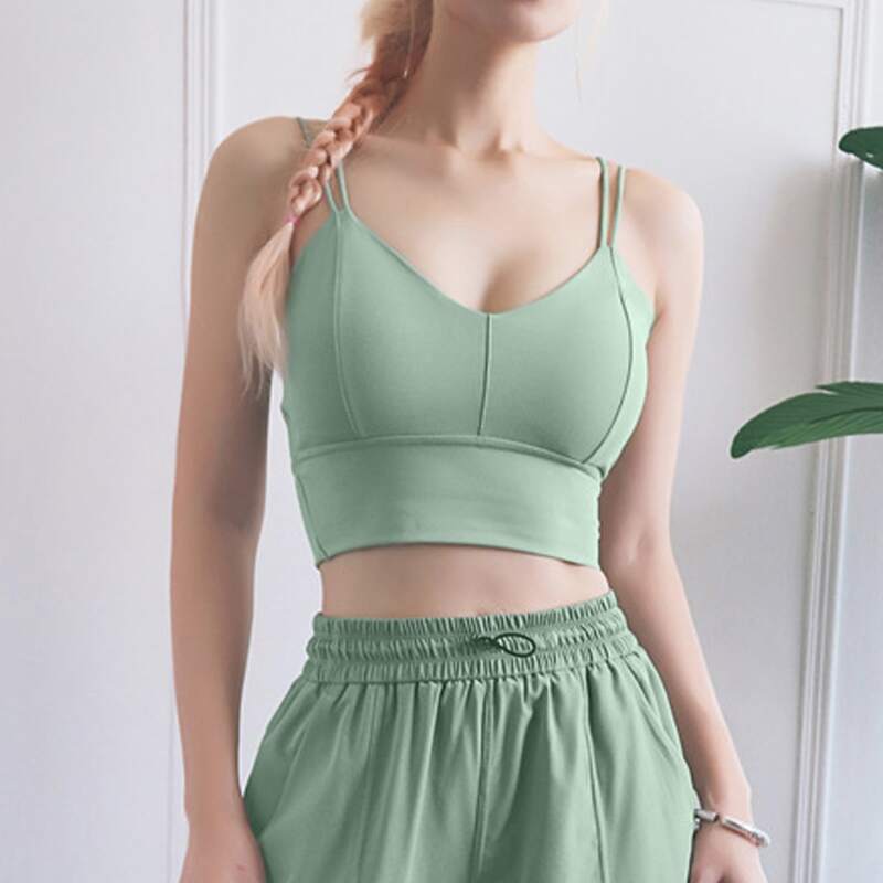

Medium Support Solid Sports Bra, Mint green