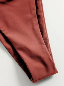 Conjunto de bikini con parte superior tipo bandeau y Bottom con lazos laterales, perfecto para el verano y las vacaciones en la playa - Rosa Oxidada - Ver 5