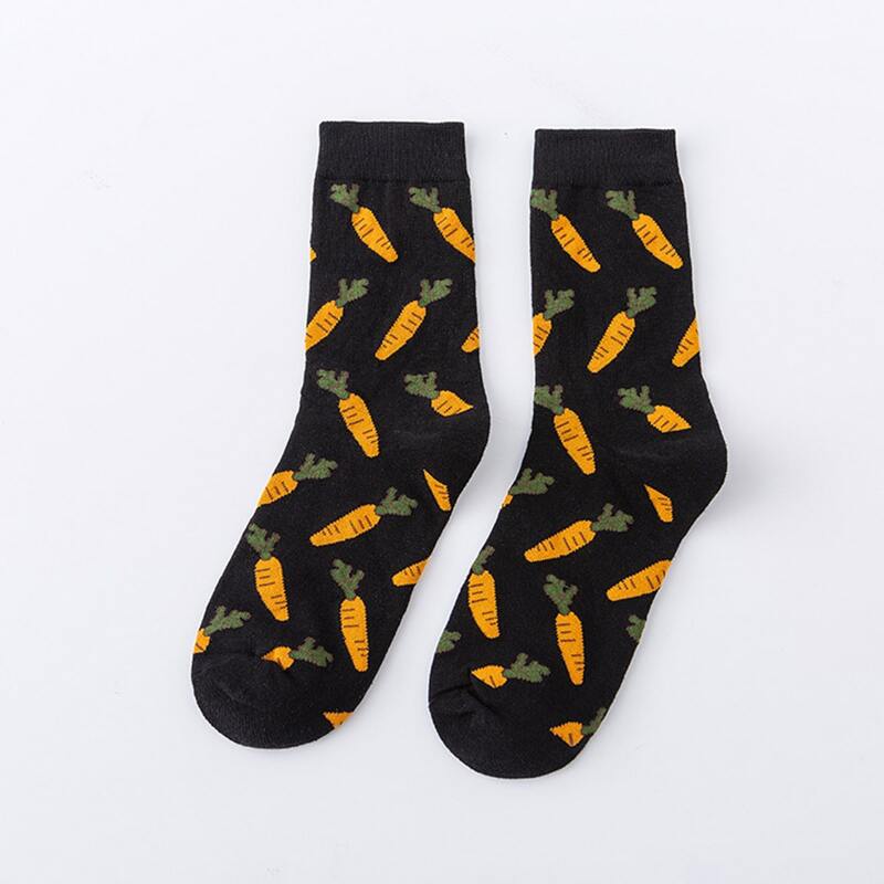

1pair Carrot Pattern Crew Socks, Black