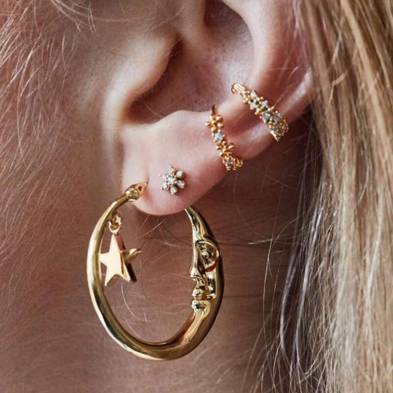 

4pcs Rhinestone Star & Moon Earring Set, Gold