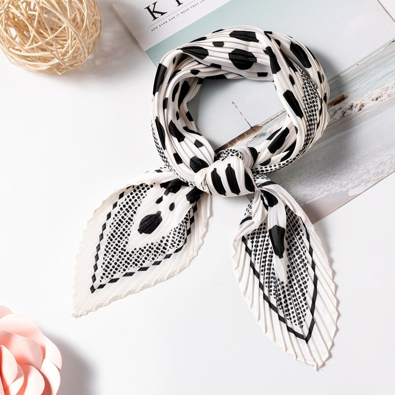 

Polka Dot Pleated Bandana, Black and white