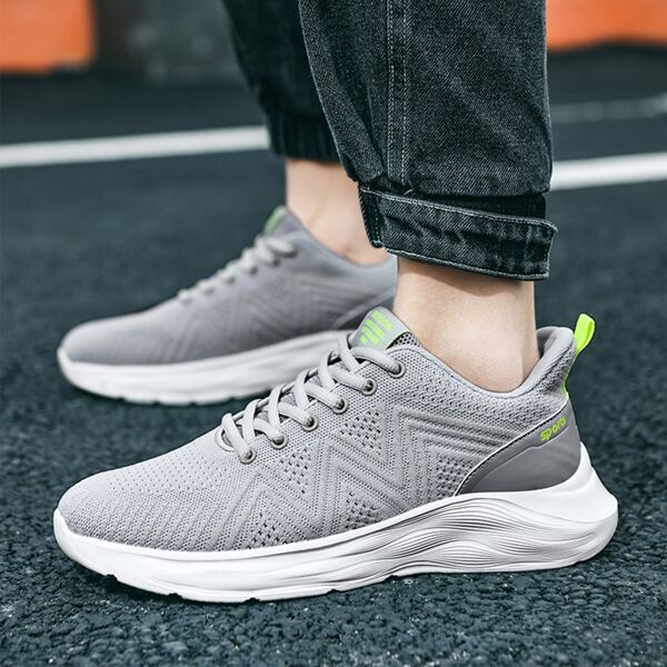 

Men Letter Graphic Lace-up Front Knit Sneakers, Grey