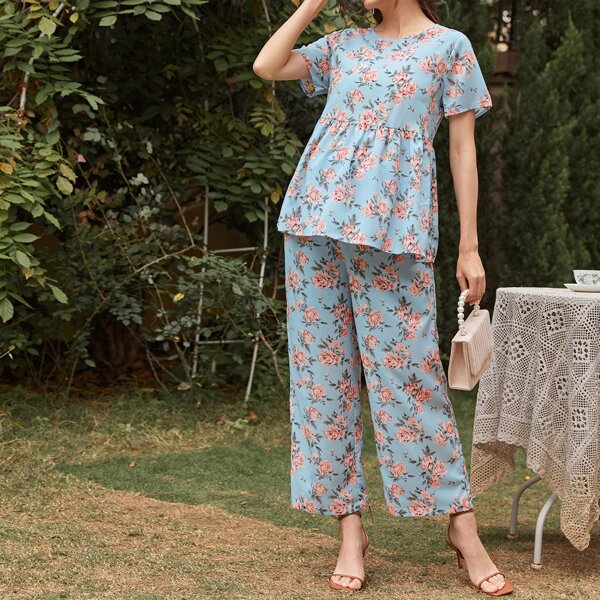 

Maternity Allover Floral Print Top & Pants Set, Multicolor