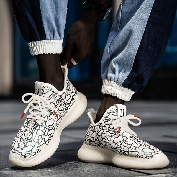

Men Geometric Print Sneakers, White
