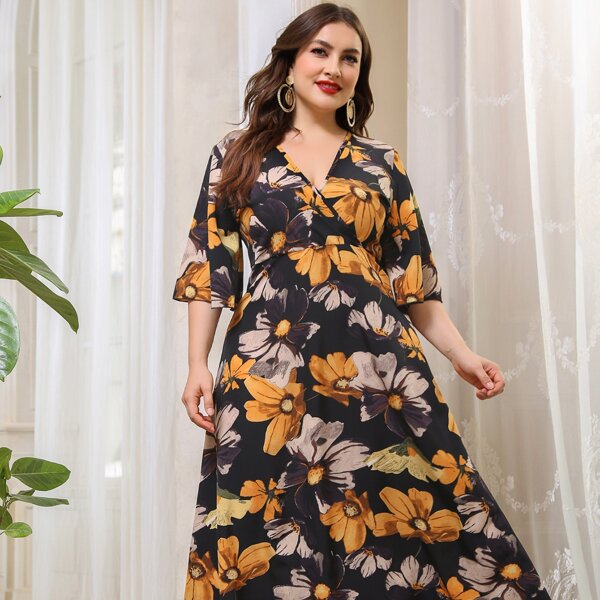 

Plus Allover Floral Print Butterfly Sleeve Dress, Multicolor