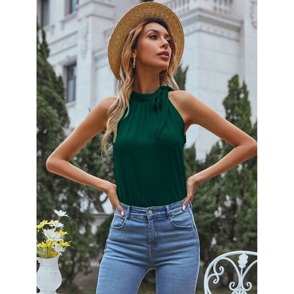 

Knotted Solid Top, Dark green