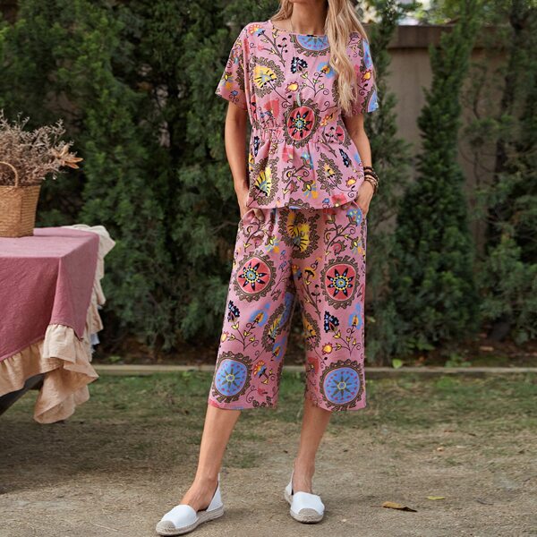 

Allover Print Top & Capris Pants, Multicolor