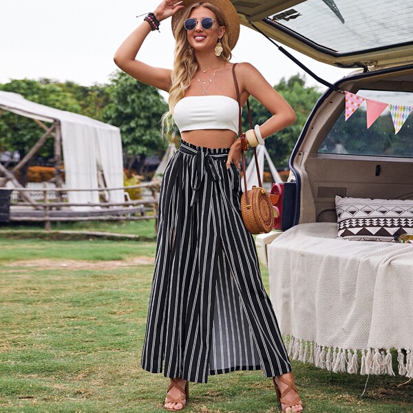 

Solid Bandeau Top & Paperbag Waist Split Thigh Striped Pants Set, Black and white