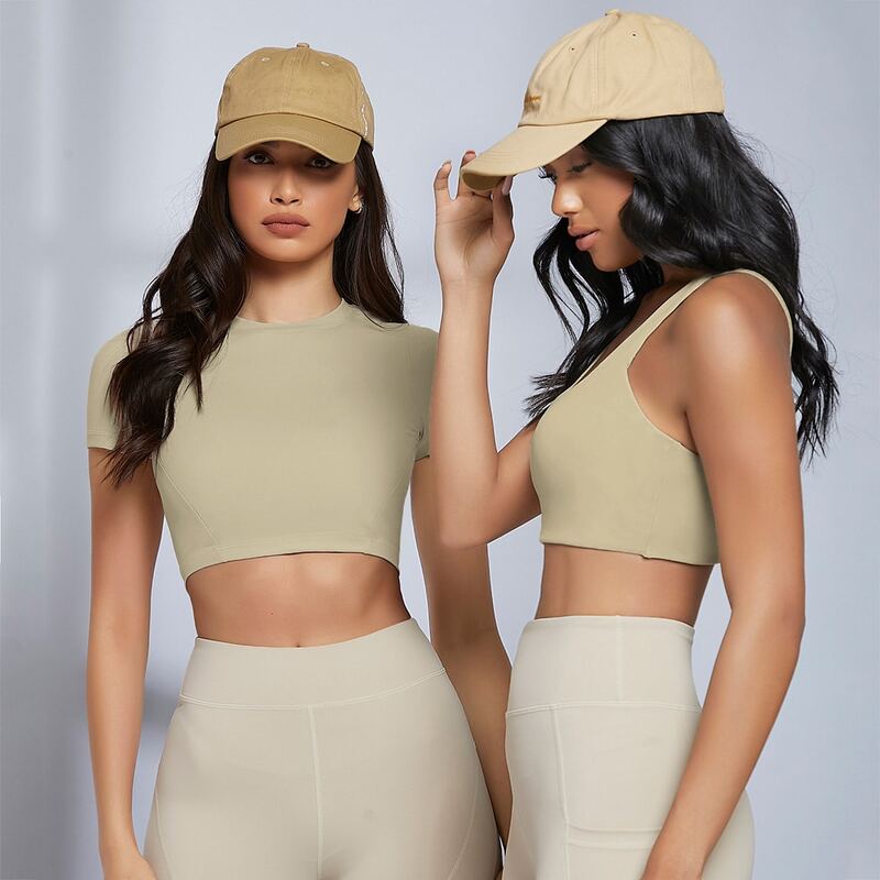 

1PC Solid Crop Slim Sports Tee, Khaki